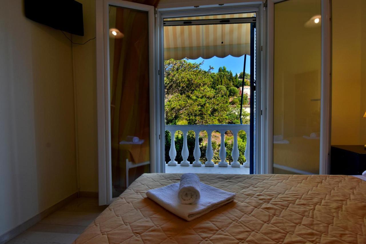 Delfini Resort Agios Georgios Pagon Exterior photo