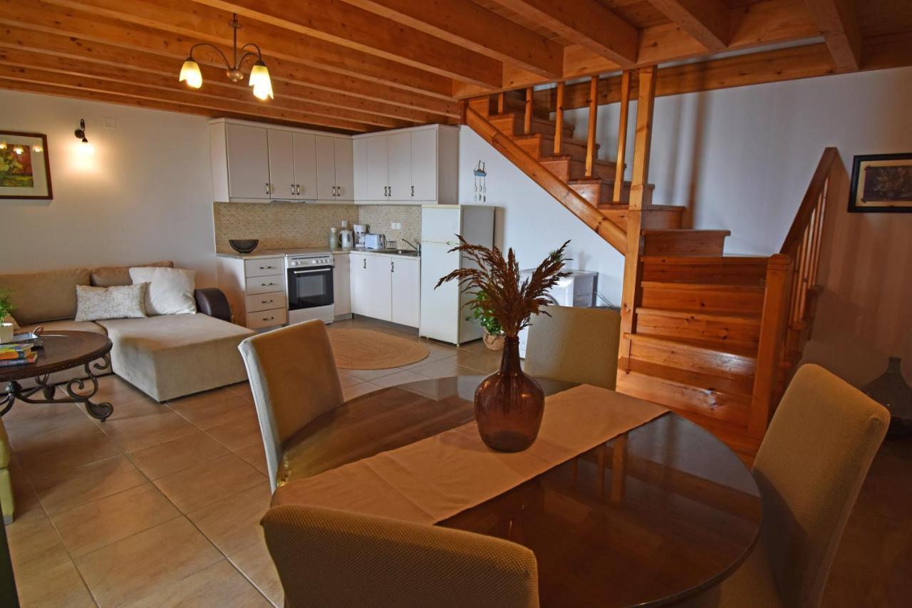 Delfini Resort Agios Georgios Pagon Exterior photo