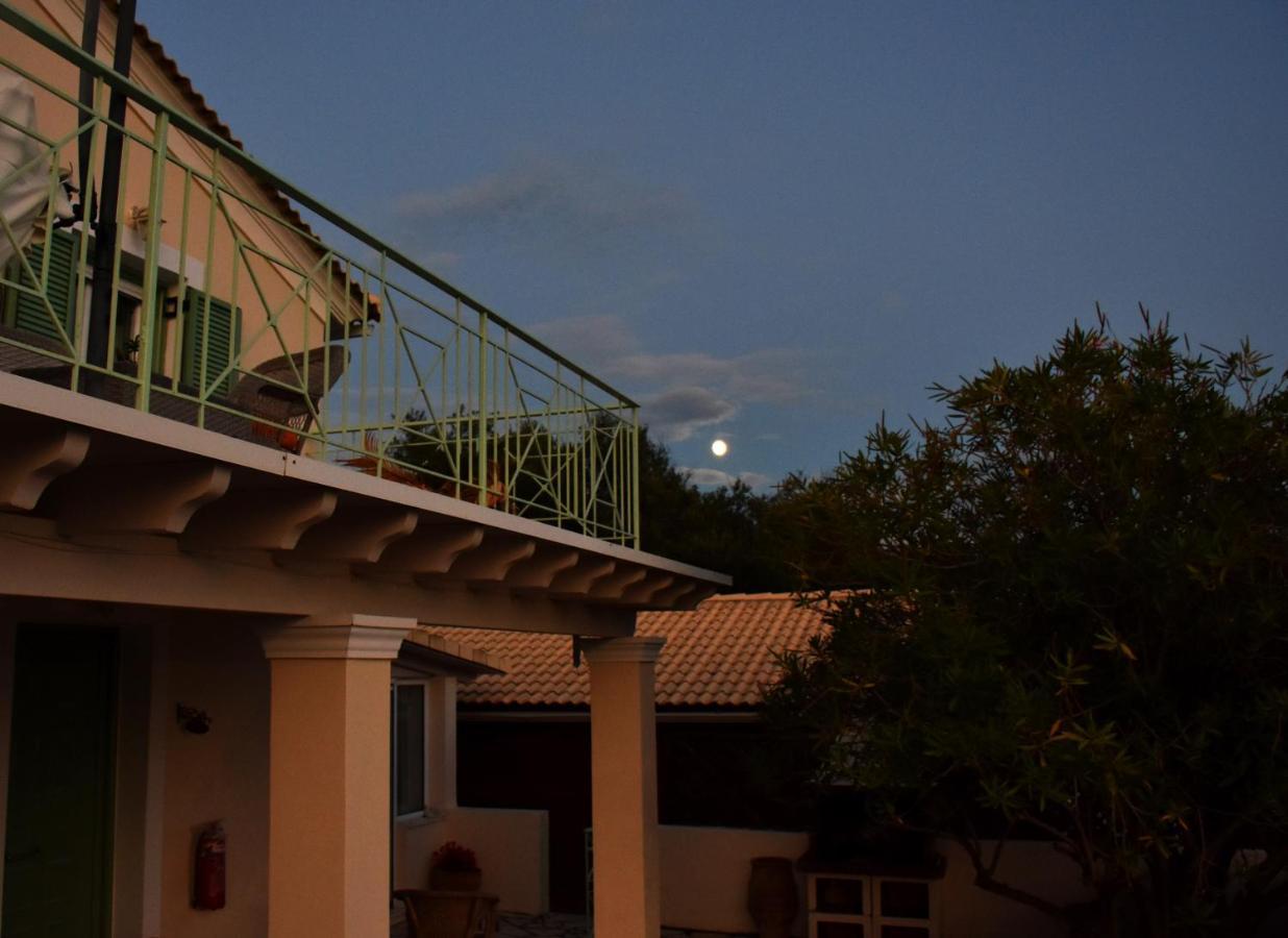 Delfini Resort Agios Georgios Pagon Exterior photo
