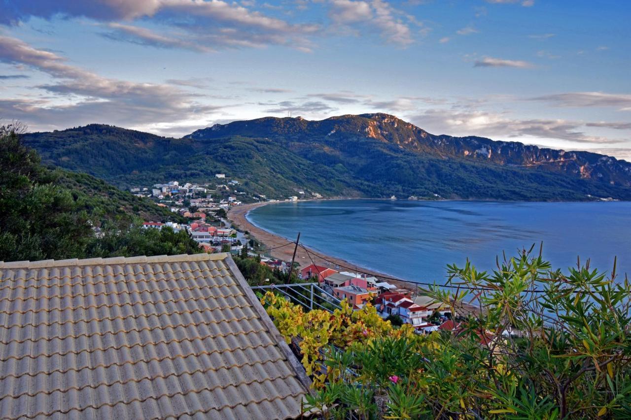 Delfini Resort Agios Georgios Pagon Exterior photo