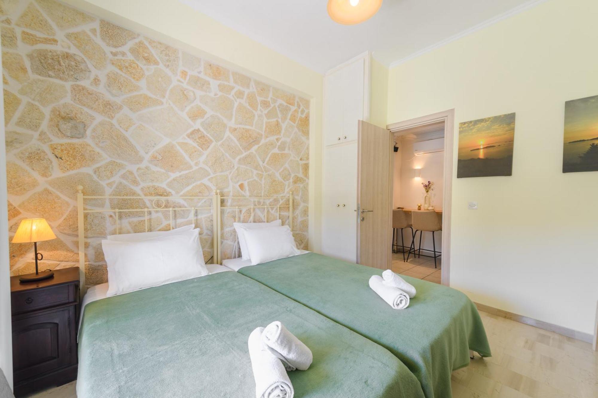 Delfini Resort Agios Georgios Pagon Exterior photo