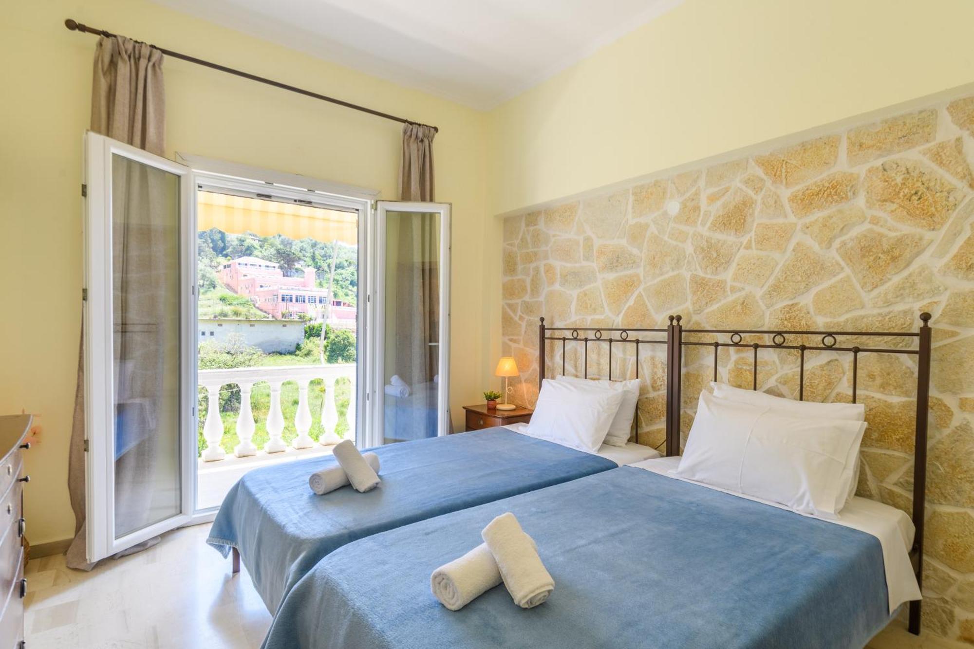 Delfini Resort Agios Georgios Pagon Exterior photo